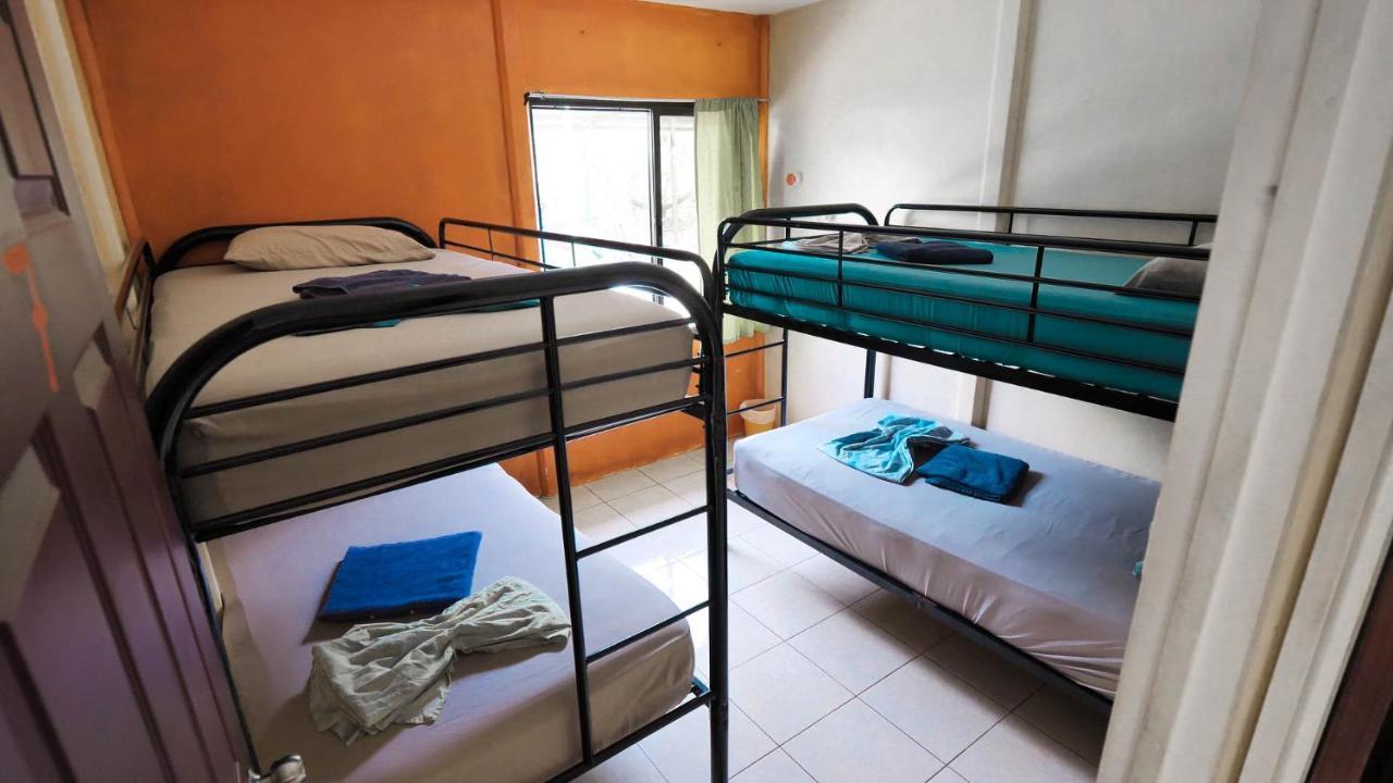 Kalunay Hostel Puerto Viejo de Talamanca Dış mekan fotoğraf