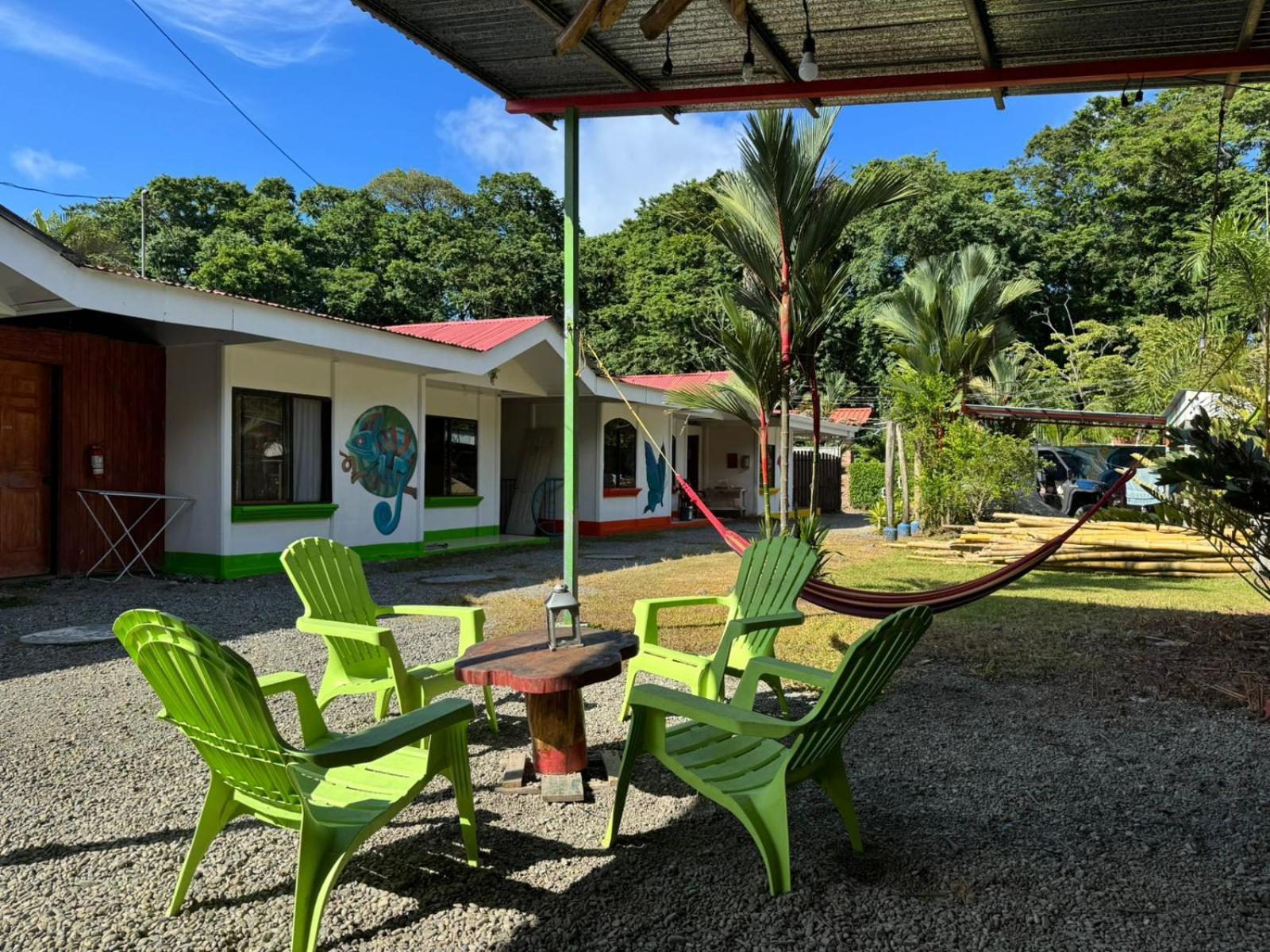 Kalunay Hostel Puerto Viejo de Talamanca Dış mekan fotoğraf