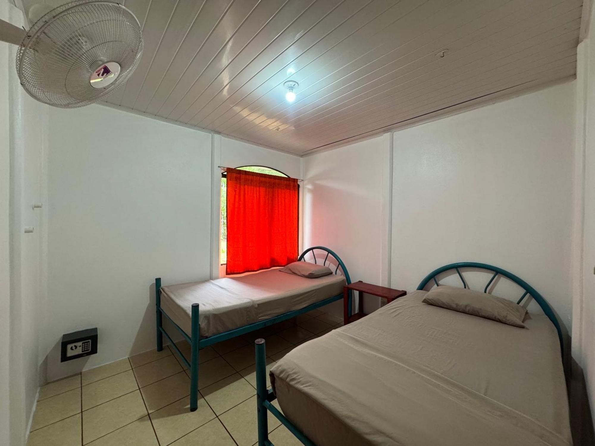 Kalunay Hostel Puerto Viejo de Talamanca Dış mekan fotoğraf