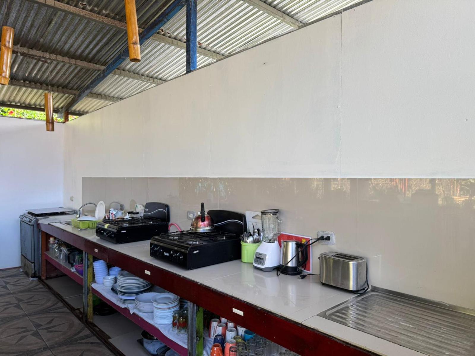 Kalunay Hostel Puerto Viejo de Talamanca Dış mekan fotoğraf